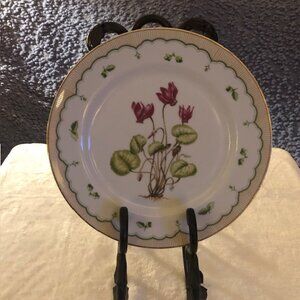 Georges Briard "Cyclemen" Dinner Plate; Vintage